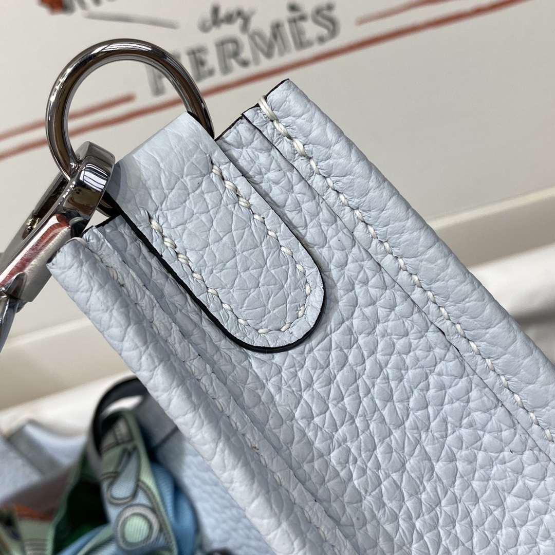 에르메스 미니 에블린16 블루페일 금장